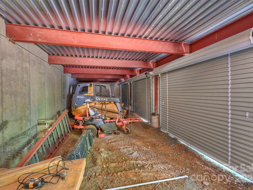 3009 Brooks Mill Lane, Wingate, NC 28174.  MLS# CAR4251422, YatesRealty ID 15104. 