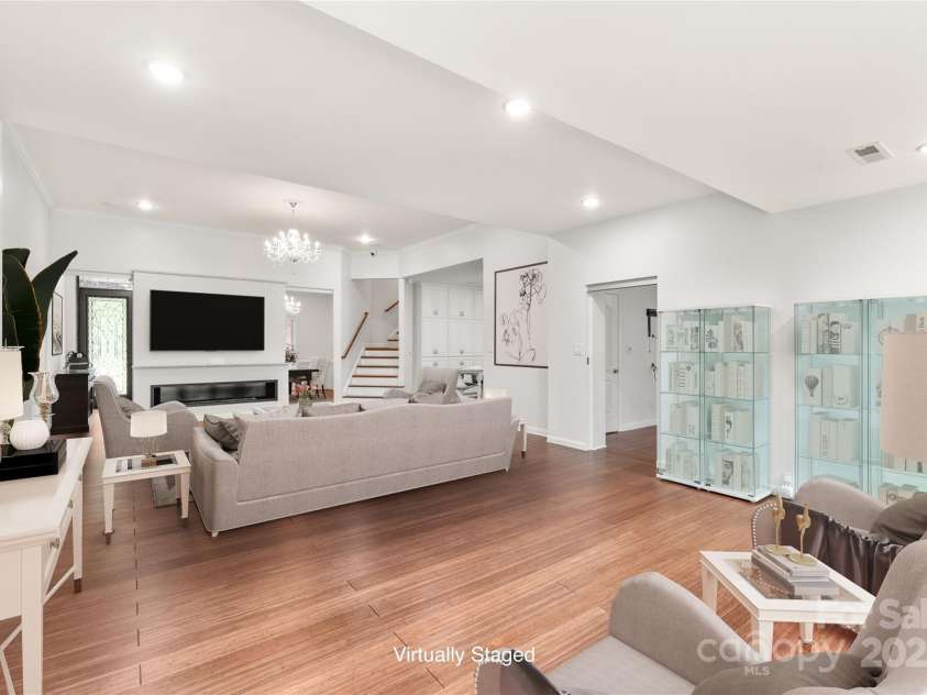 3009 Brooks Mill Lane, Wingate, NC 28174.  MLS# CAR4293288, YatesRealty ID 15104. Spacious and comfortable. Perfect for entertaining and makes everyday living a joy