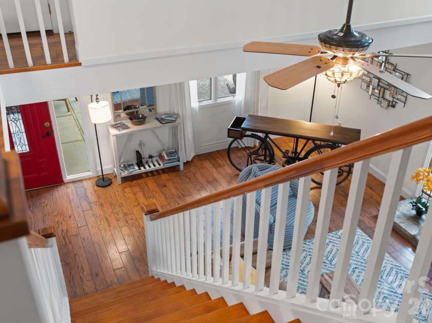 363 Sequoyah Lane, Brevard, NC 28712.  MLS# CAR4370995, YatesRealty ID 15106. Let's venture upstairs!