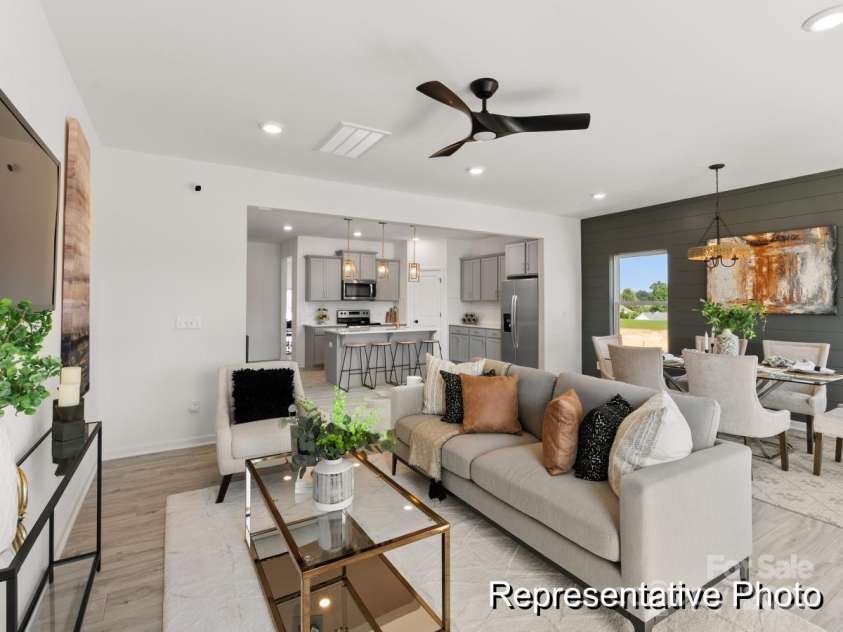 618 Station Street, Clover, SC 29710.  MLS# CAR4263694, YatesRealty ID 15107. 