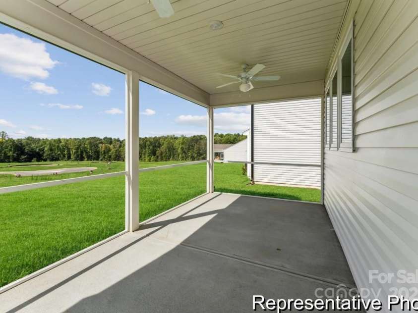 125 Tangle River Drive, Statesville, NC 28677.  MLS# CAR4263695, YatesRealty ID 15108. 