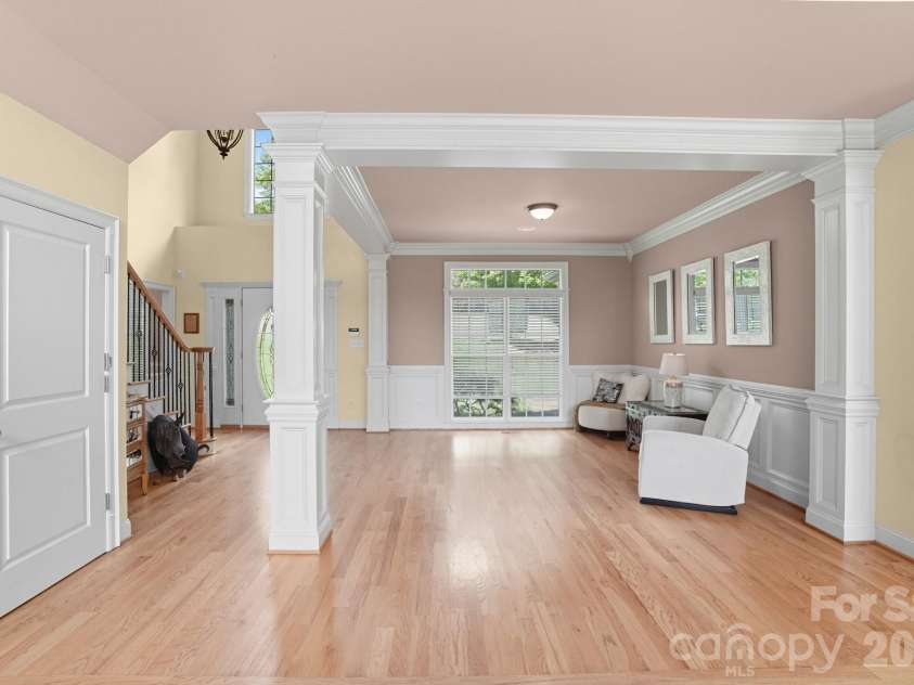 1209 Mossbank Place, Gastonia, NC 28056.  MLS# CAR4369493, YatesRealty ID 15109. 