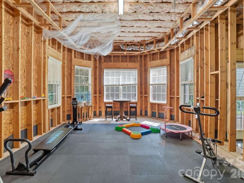 1209 Mossbank Place, Gastonia, NC 28056.  MLS# CAR4369493, YatesRealty ID 15109. 