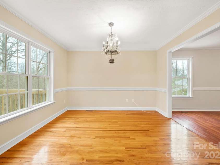 119 Heritage Creek Drive, Hickory, NC 28601.  MLS# CAR4209146, YatesRealty ID 1511. 