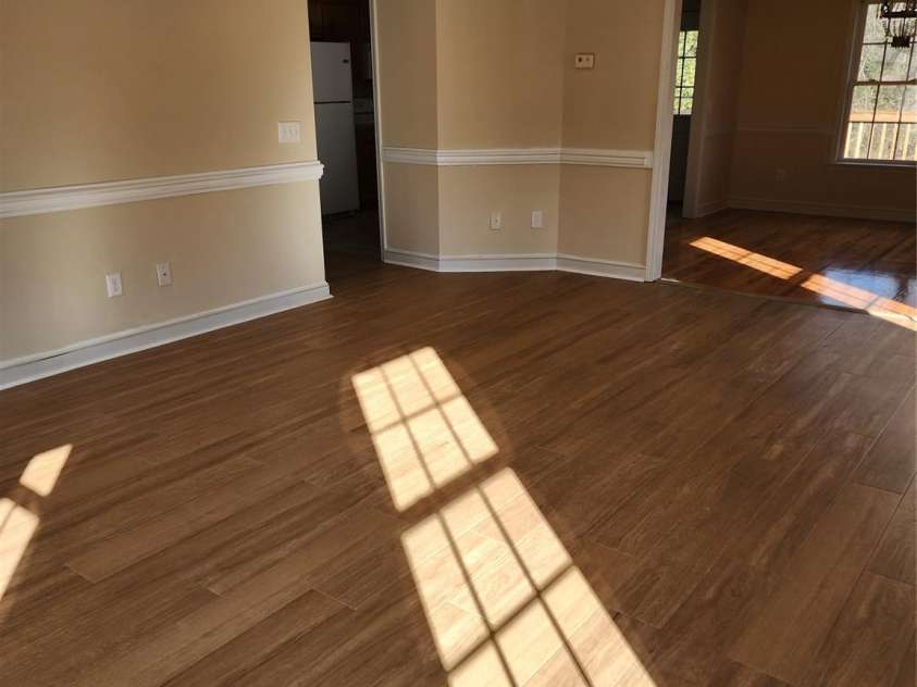 119 Heritage Creek Drive, Hickory, NC 28601.  MLS# CAR4209146, YatesRealty ID 1511. New living room flooring