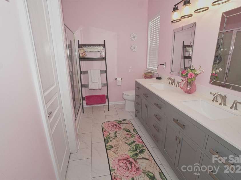 19182 Mallard Drive, Fort Mill, SC 29707.  MLS# CAR4266076, YatesRealty ID 1511. 