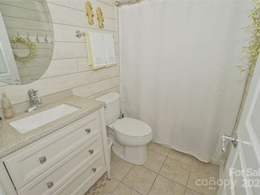 19182 Mallard Drive, Fort Mill, SC 29707.  MLS# CAR4266076, YatesRealty ID 1511. 