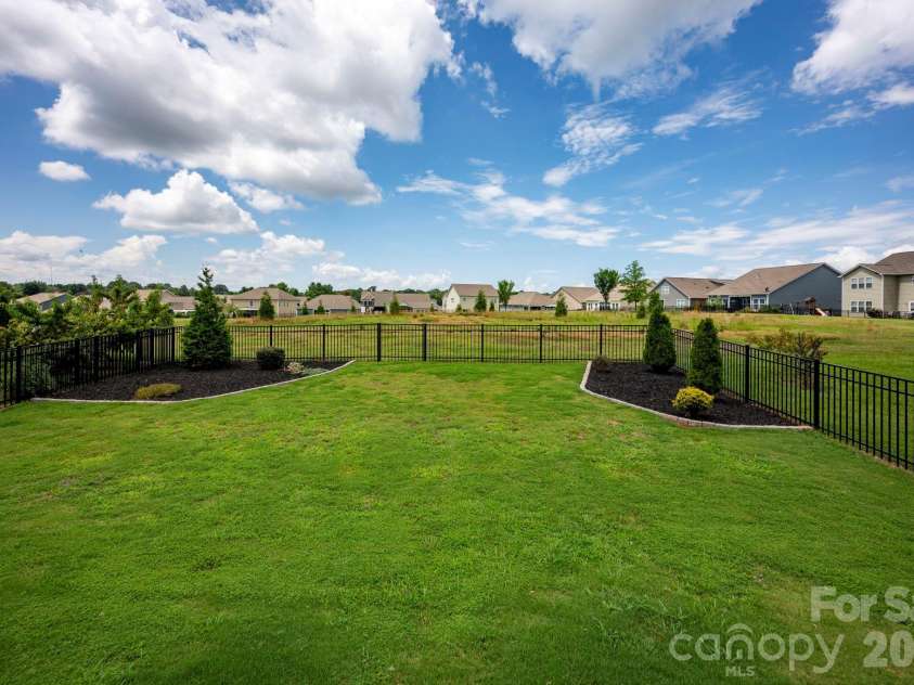 112 Jana Drive, Statesville, NC 28677.  MLS# CAR4363697, YatesRealty ID 15110. 