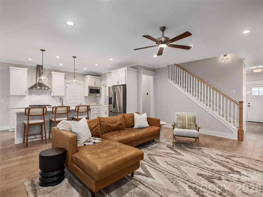 201 Weybridge Drive, Arden, NC 28704.  MLS# CAR4359287, YatesRealty ID 15111. 