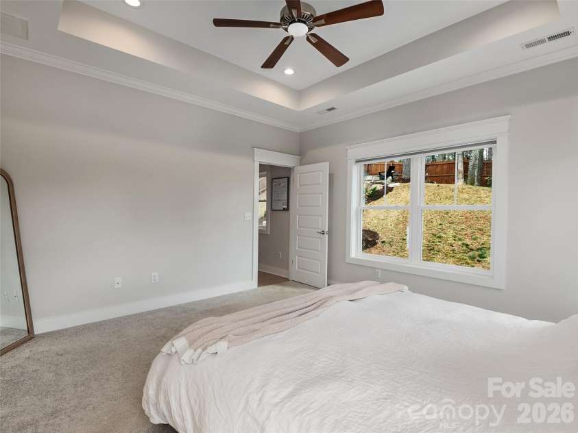 201 Weybridge Drive, Arden, NC 28704.  MLS# CAR4359287, YatesRealty ID 15111. 