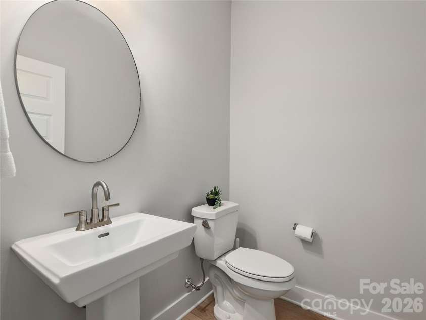 201 Weybridge Drive, Arden, NC 28704.  MLS# CAR4359287, YatesRealty ID 15111. 