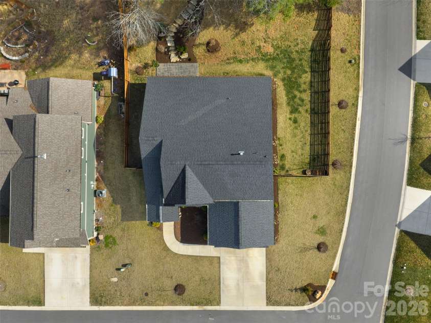 201 Weybridge Drive, Arden, NC 28704.  MLS# CAR4359287, YatesRealty ID 15111. 