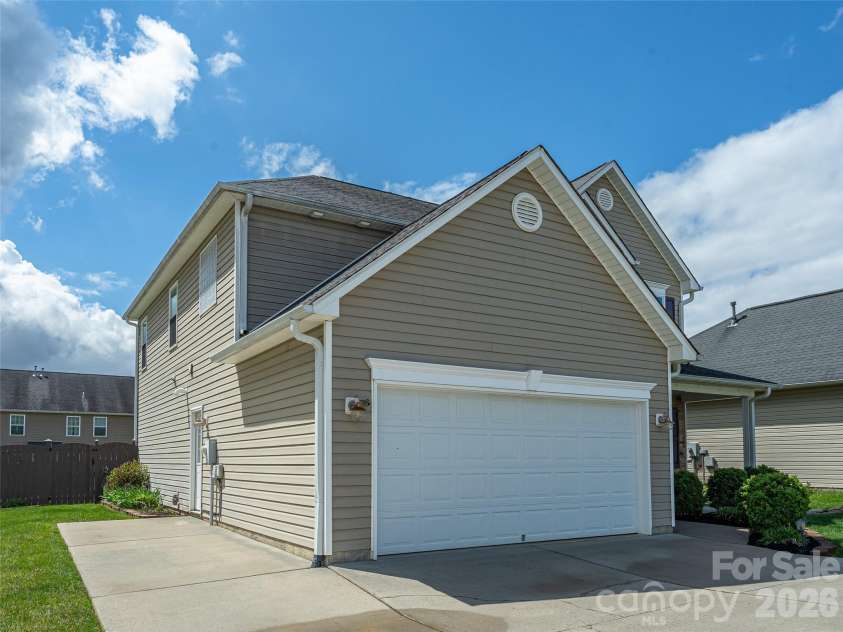 222 Haw River Road, Fletcher, NC 28732.  MLS# CAR4367709, YatesRealty ID 15112. 