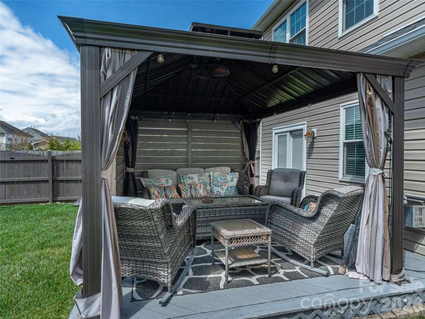 222 Haw River Road, Fletcher, NC 28732.  MLS# CAR4367709, YatesRealty ID 15112. 