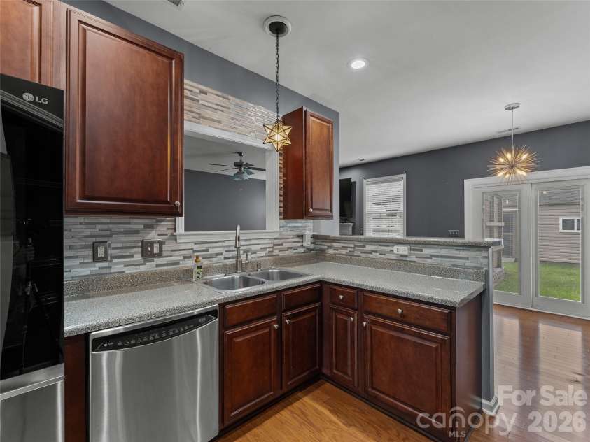 222 Haw River Road, Fletcher, NC 28732.  MLS# CAR4367709, YatesRealty ID 15112. 