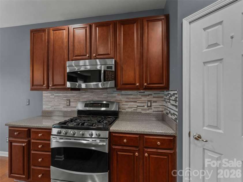 222 Haw River Road, Fletcher, NC 28732.  MLS# CAR4367709, YatesRealty ID 15112. 