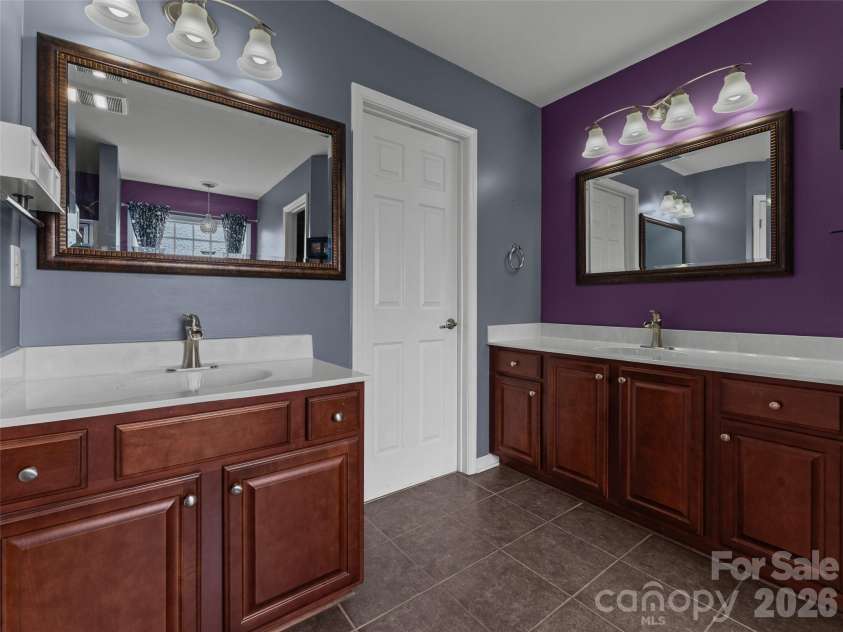 222 Haw River Road, Fletcher, NC 28732.  MLS# CAR4367709, YatesRealty ID 15112. 