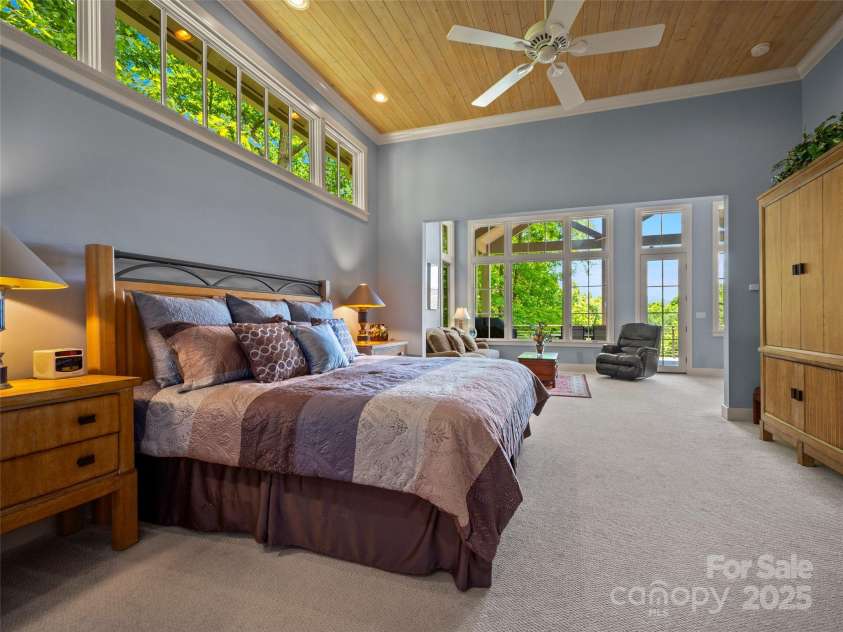 296 Cedar Rock Trail, Hendersonville, NC 28739.  MLS# CAR4263247, YatesRealty ID 15112. 