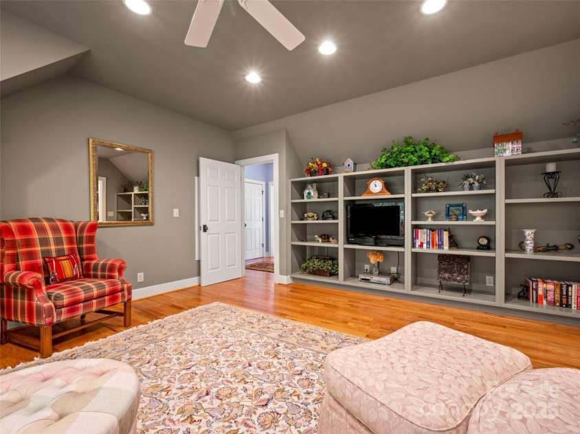 296 Cedar Rock Trail, Hendersonville, NC 28739.  MLS# CAR4263247, YatesRealty ID 15112. 