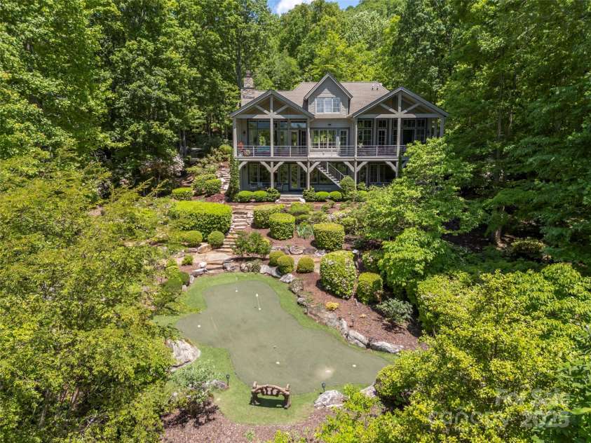 296 Cedar Rock Trail, Hendersonville, NC 28739.  MLS# CAR4263247, YatesRealty ID 15112. 