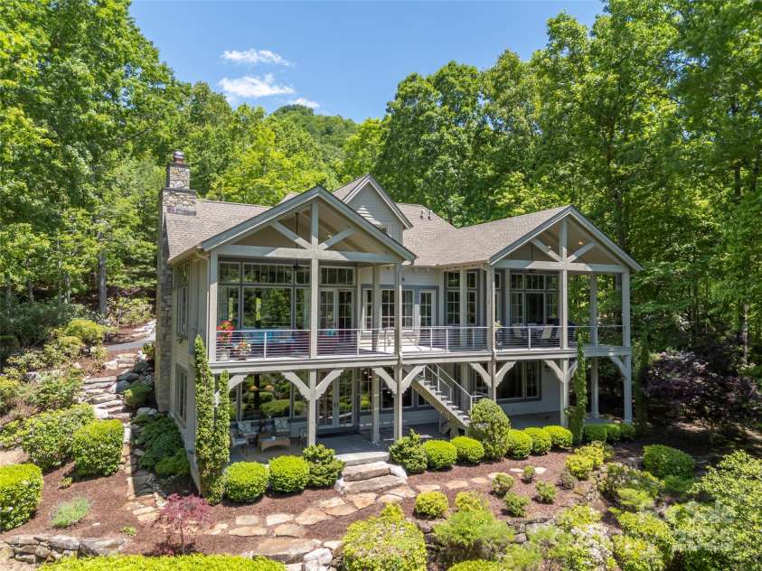 296 Cedar Rock Trail, Hendersonville, NC 28739.  MLS# CAR4263247, YatesRealty ID 15112. 