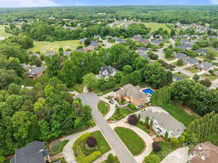 196 Arnold Palmer Drive, Advance, NC 27006.  MLS# CAR4263557, YatesRealty ID 15113. 