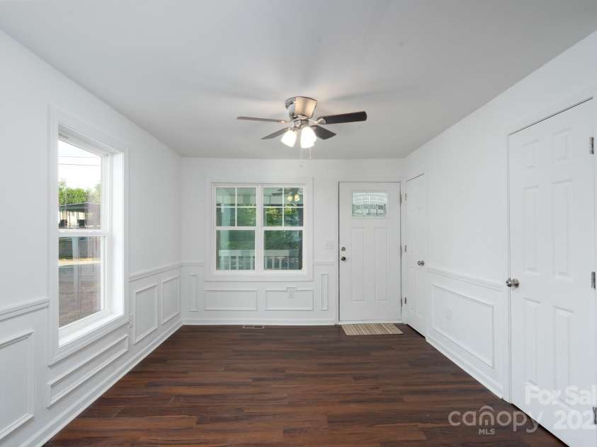 1411 Caldwell Street, Gastonia, NC 28052.  MLS# CAR4253816, YatesRealty ID 15117. 