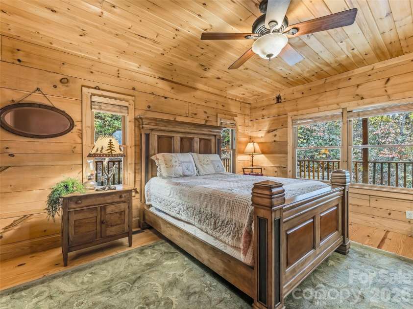 167 Mountain Vista Drive, Saluda, NC 28773.  MLS# CAR4337570, YatesRealty ID 15118. 