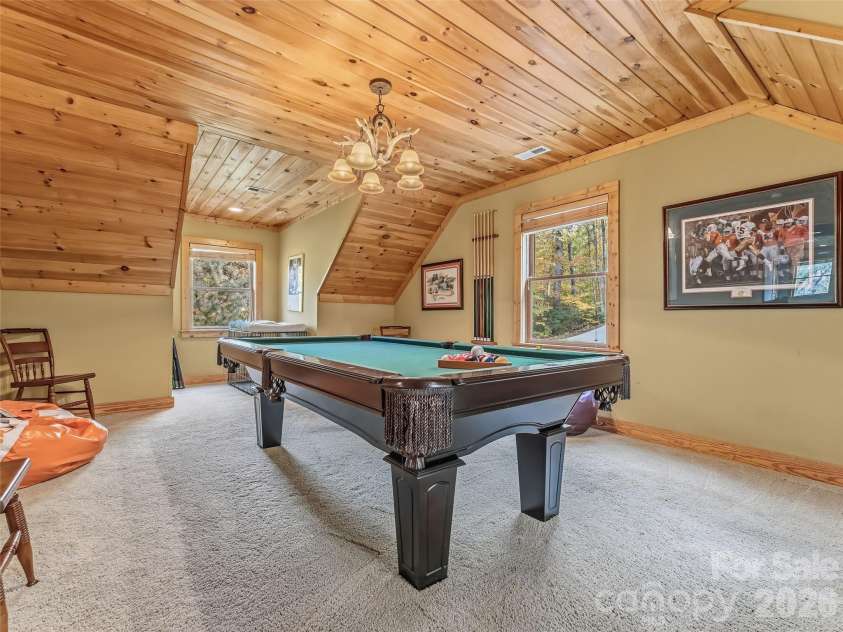 167 Mountain Vista Drive, Saluda, NC 28773.  MLS# CAR4337570, YatesRealty ID 15118. 