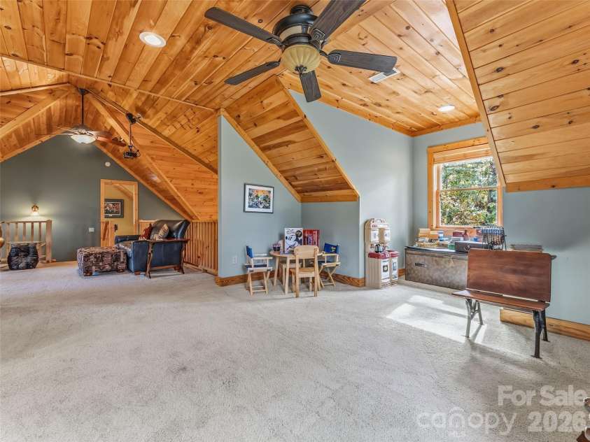 167 Mountain Vista Drive, Saluda, NC 28773.  MLS# CAR4337570, YatesRealty ID 15118. 