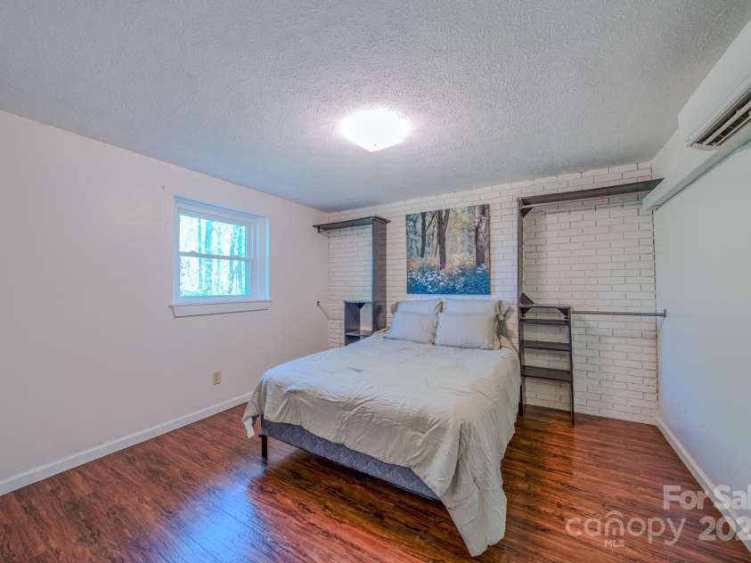 280 Fletcher View Drive, Fletcher, NC 28732.  MLS# CAR4244511, YatesRealty ID 15118. 
