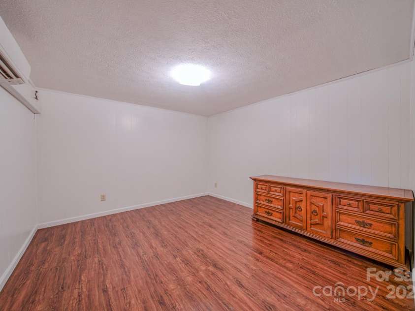 280 Fletcher View Drive, Fletcher, NC 28732.  MLS# CAR4244511, YatesRealty ID 15118. 