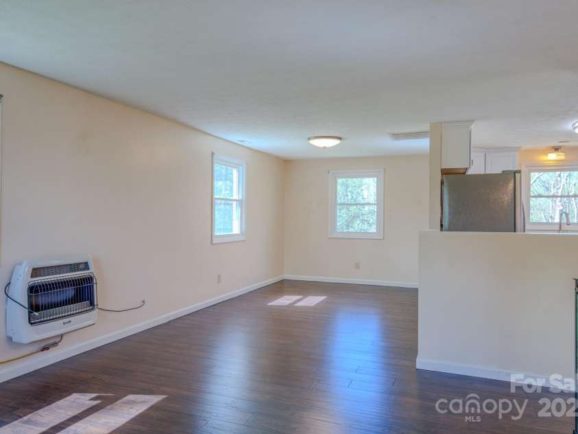280 Fletcher View Drive, Fletcher, NC 28732.  MLS# CAR4244511, YatesRealty ID 15118. 