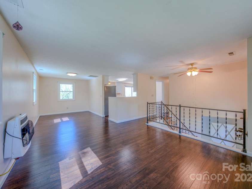 280 Fletcher View Drive, Fletcher, NC 28732.  MLS# CAR4244511, YatesRealty ID 15118. 