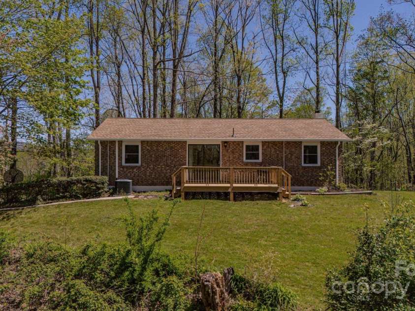 280 Fletcher View Drive, Fletcher, NC 28732.  MLS# CAR4244511, YatesRealty ID 15118. 