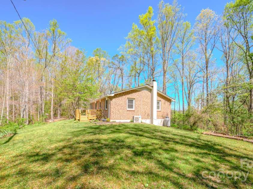 280 Fletcher View Drive, Fletcher, NC 28732.  MLS# CAR4244511, YatesRealty ID 15118. 