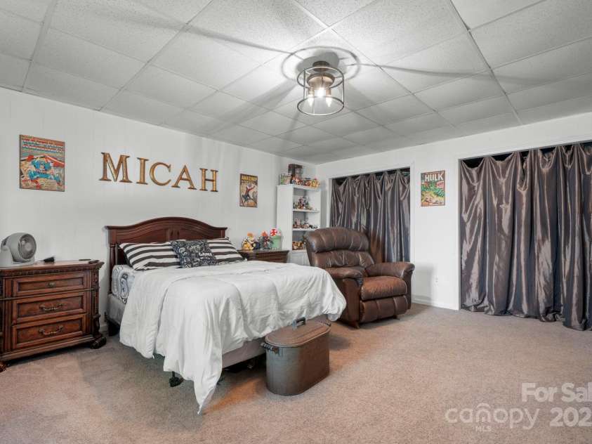20 Meandering Way, Granite Falls, NC 28630.  MLS# CAR4333475, YatesRealty ID 15119. Den/Bonus Room