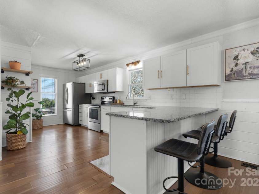 20 Meandering Way, Granite Falls, NC 28630.  MLS# CAR4333475, YatesRealty ID 15119. Kitchen