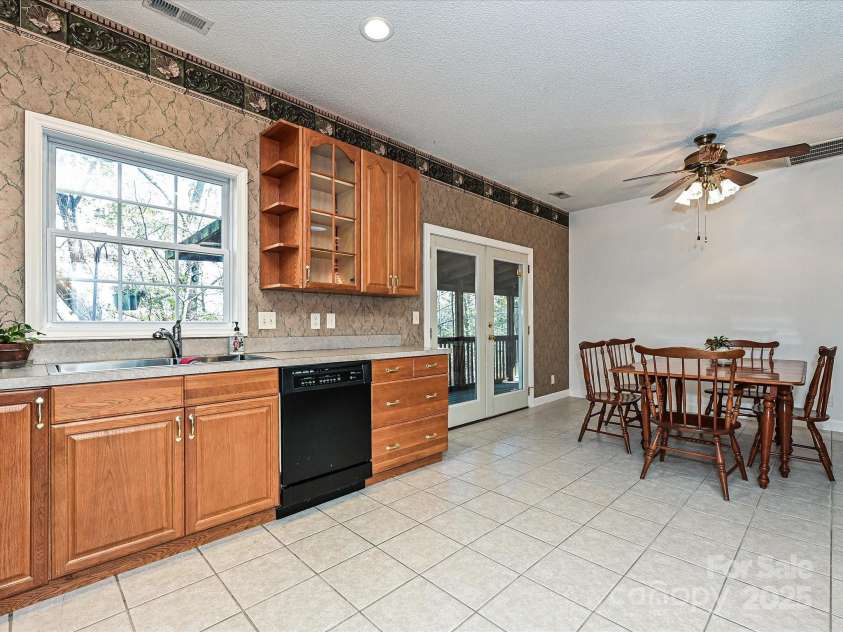 25040 Timberlake Drive, Tega Cay, SC 29708.  MLS# CAR4203265, YatesRealty ID 15119. 