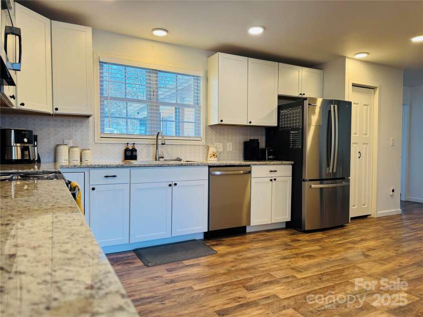 813 Zion Street, Landis, NC 28088.  MLS# CAR4211006, YatesRealty ID 15123. 