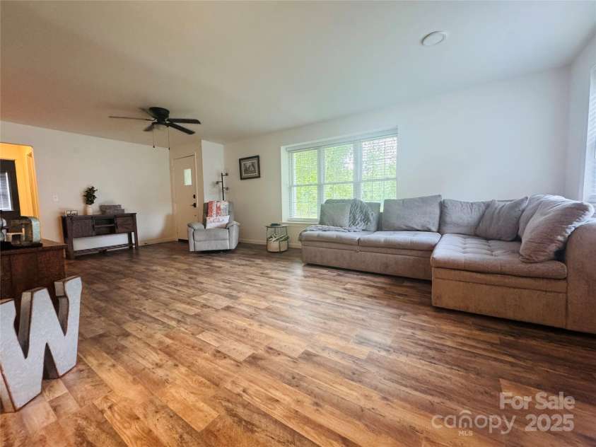 813 Zion Street, Landis, NC 28088.  MLS# CAR4211006, YatesRealty ID 15123. 