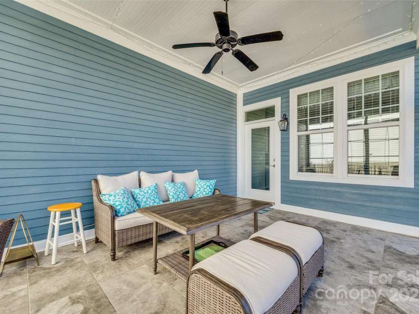 520 Crawfish Drive, Fort Mill, SC 29708.  MLS# CAR4220109, YatesRealty ID 15124. 