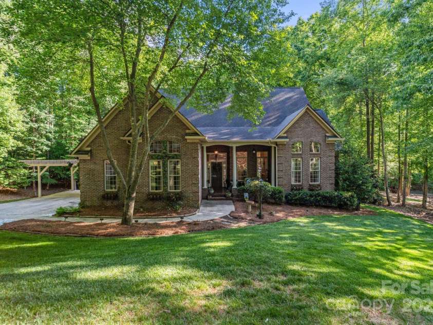 131 Sierra Woods Drive, Troutman, NC 28166.  MLS# CAR4256194, YatesRealty ID 15125. 