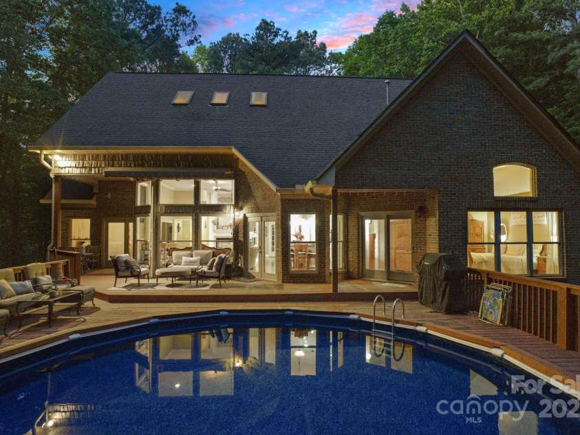 131 Sierra Woods Drive, Troutman, NC 28166.  MLS# CAR4256194, YatesRealty ID 15125. 