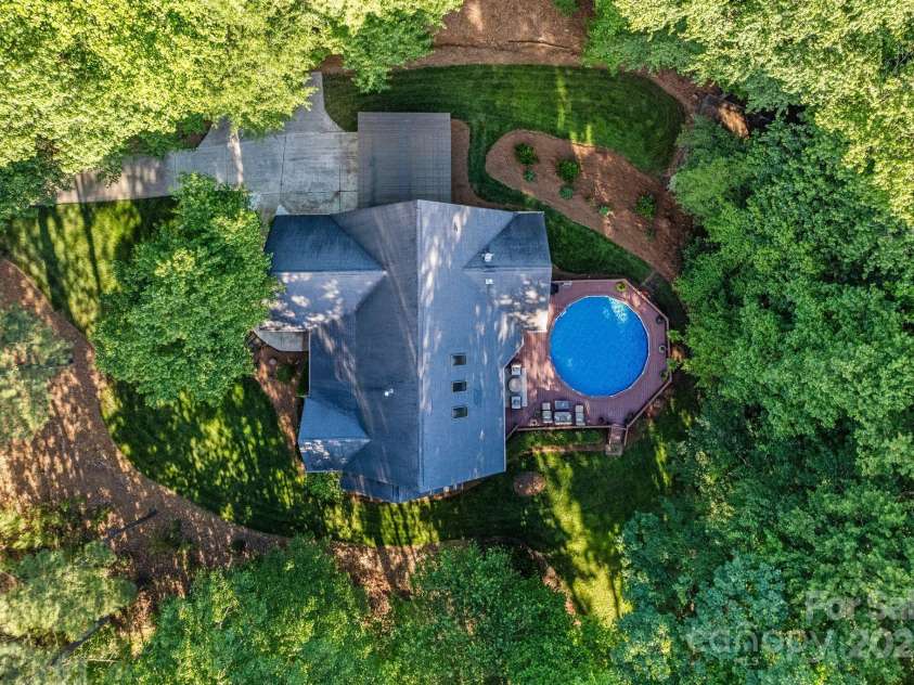 131 Sierra Woods Drive, Troutman, NC 28166.  MLS# CAR4256194, YatesRealty ID 15125. 
