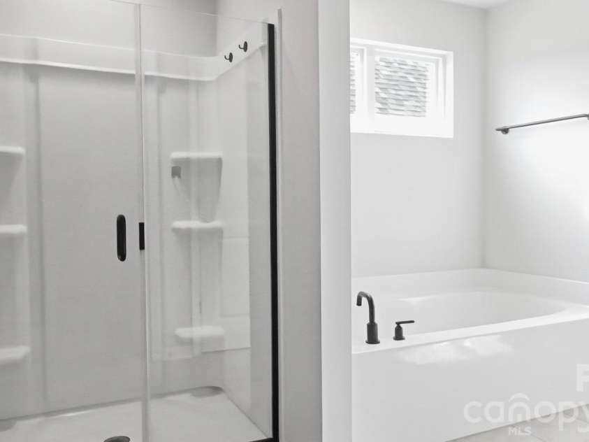 5029 Baileys Run Drive, Rock Hill, SC 29732.  MLS# CAR4353700, YatesRealty ID 15125. 