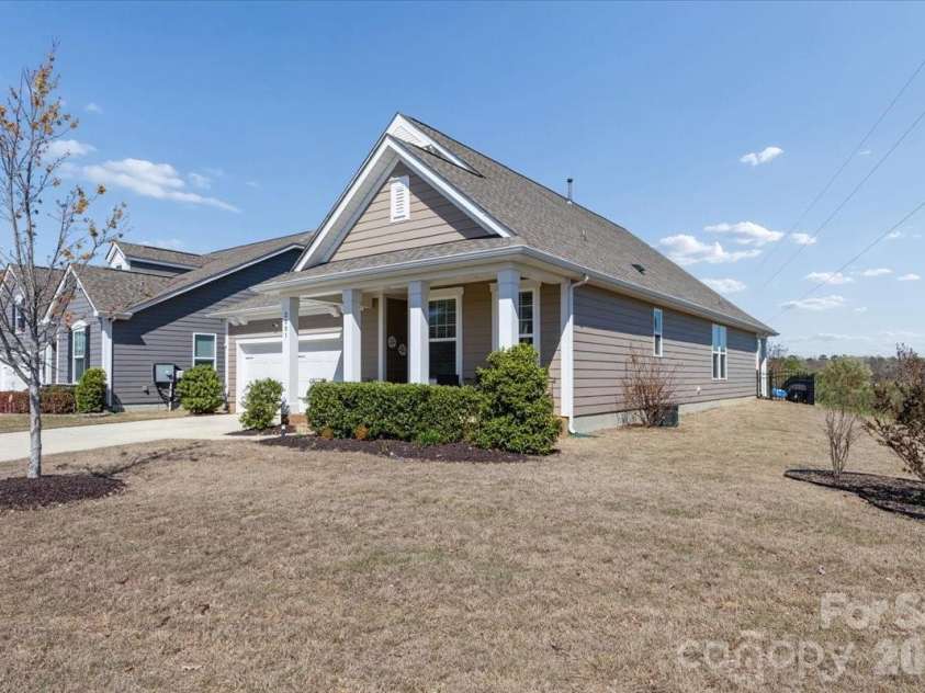 2001 Paddington Drive, Indian Trail, NC 28079.  MLS# CAR4359726, YatesRealty ID 15127. 