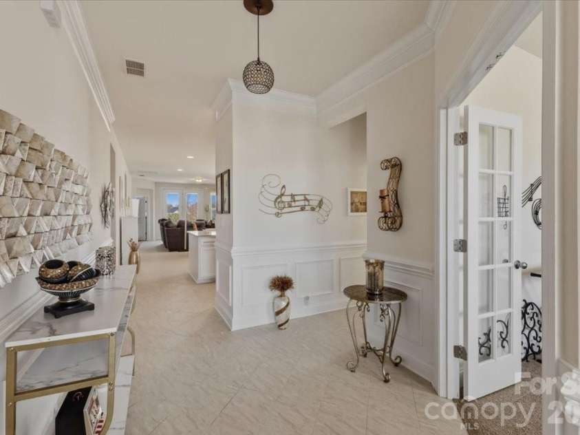 2001 Paddington Drive, Indian Trail, NC 28079.  MLS# CAR4359726, YatesRealty ID 15127. 