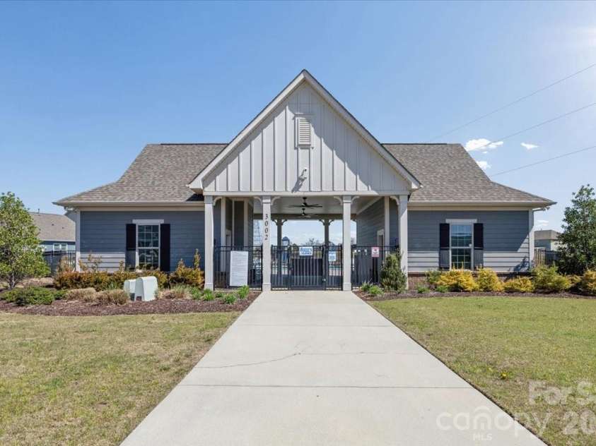 2001 Paddington Drive, Indian Trail, NC 28079.  MLS# CAR4359726, YatesRealty ID 15127. 