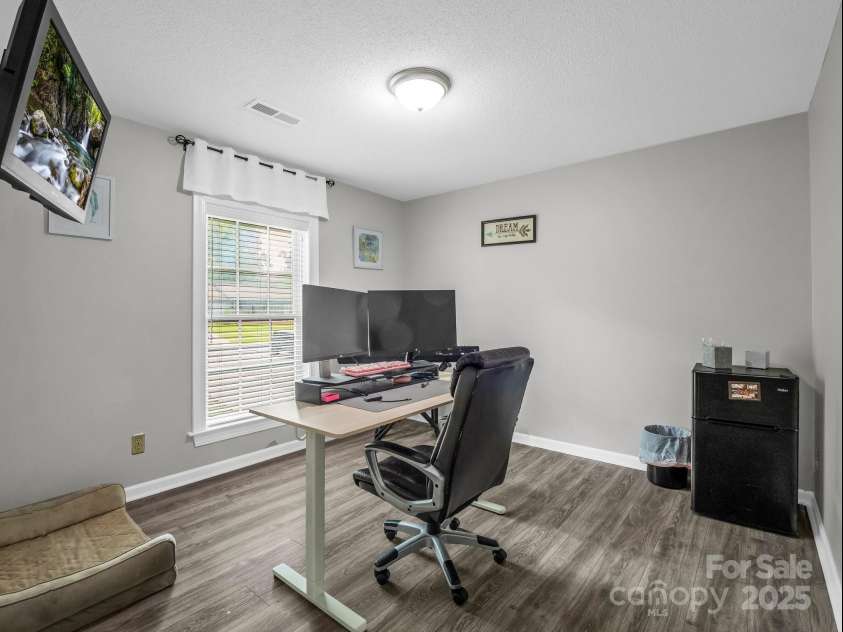 208 Wellington Drive, Lincolnton, NC 28092.  MLS# CAR4252739, YatesRealty ID 15128. Office/bedroom2 on main
